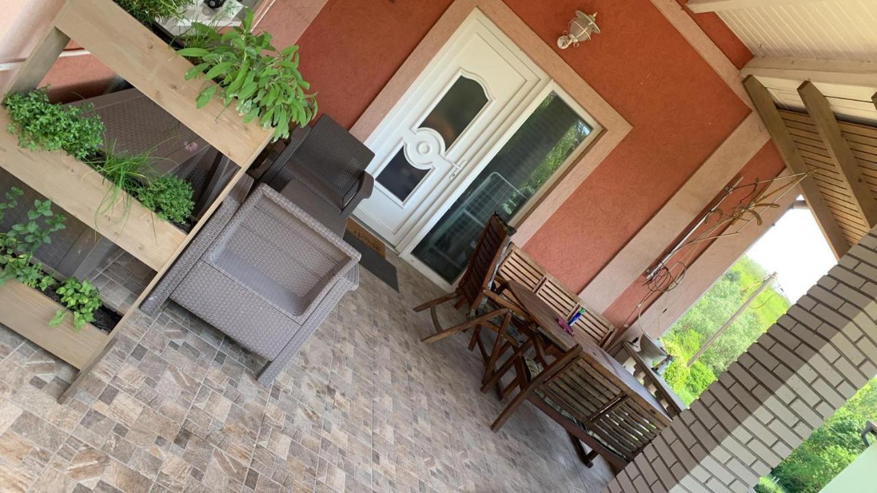 Bérc Apartman Egerszalók Extérieur photo